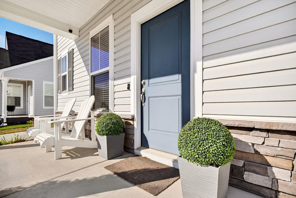 Photo of 250 Rowans Creek Drive, Charleston, SC 29492 (MLS # 26007931)