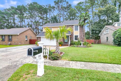 A home in Ladson