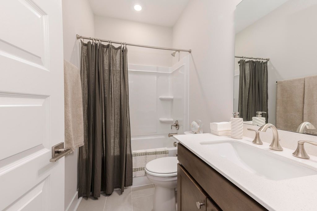 Photo of 3407 Evergreen Oak Road, Summerville, SC 29485 (MLS # 26010617)