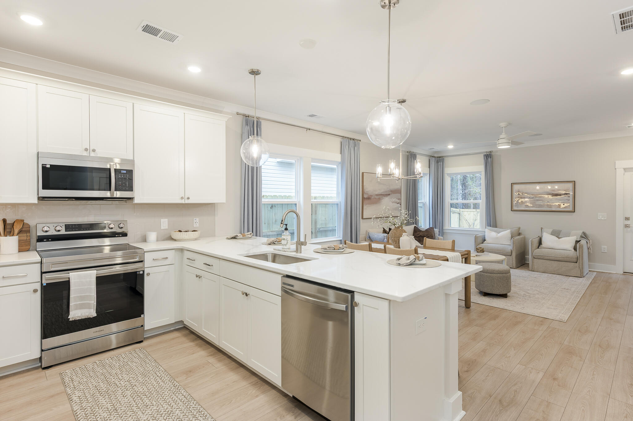 3407 Evergreen Oak Road