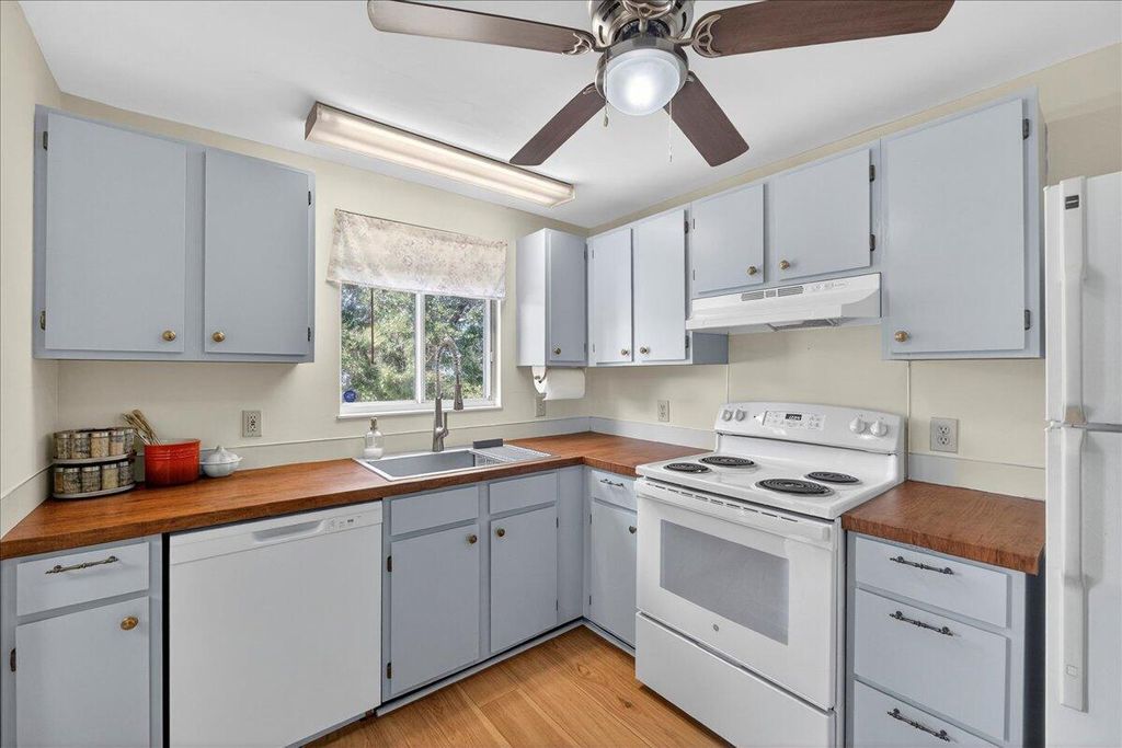 Photo of 4950 Amberwood Lane, North Charleston, SC 29418 (MLS # 26003488)