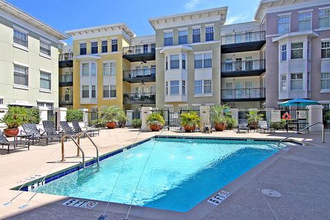 MLS: 25006241