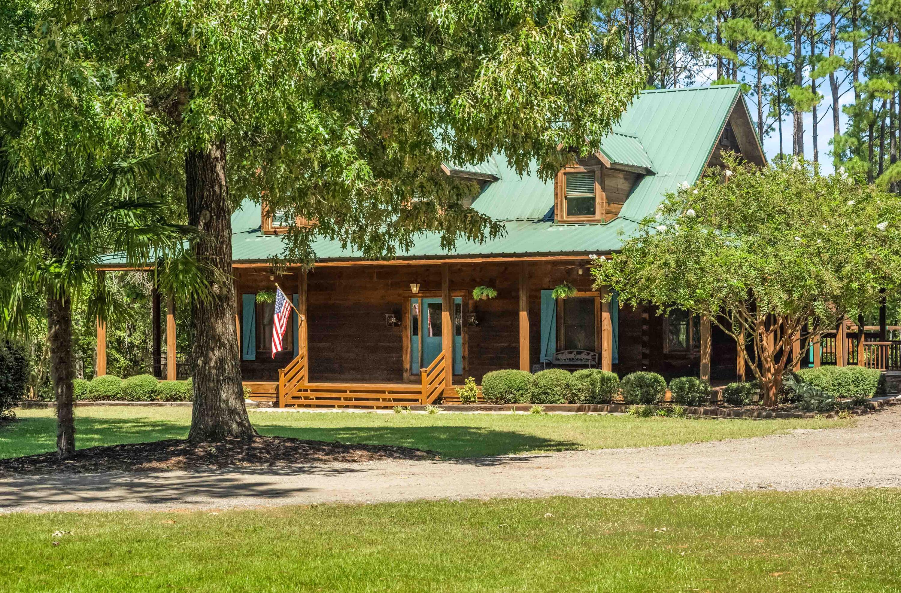 1084 Farnum Road