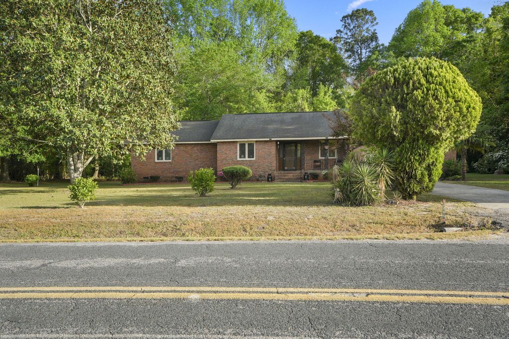 Photo of 2865 Big Buck Boulevard, Orangeburg, SC 29115 (MLS # 26009650)