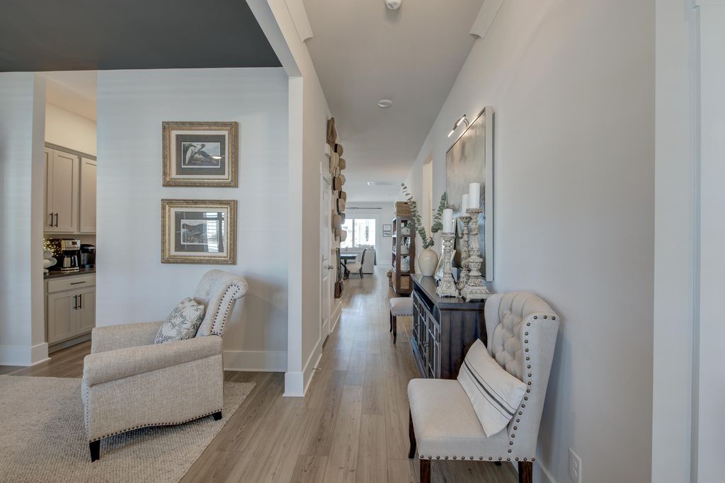 Photo of 117 Crimson Street, Summerville, SC 29486 (MLS # 26005474)