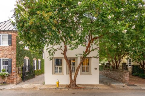 Photo of 92 King Street, Charleston, SC 29401 (MLS # 25020099)