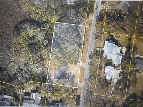 Photo of 725 5th Street, Mount Pleasant, SC 29464 (MLS # 26015072)