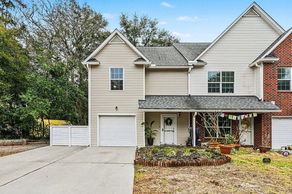 Photo of 37 Rivers Point Row #A, Charleston, SC 29412 (MLS # 26003294)