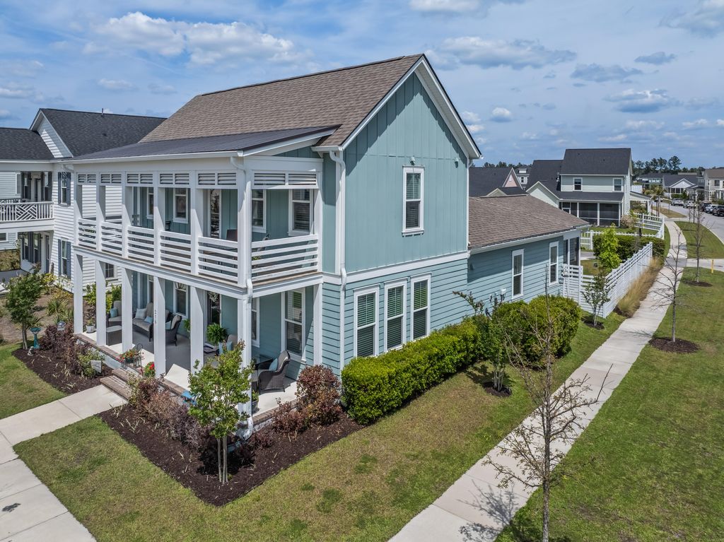 Photo of 216 Symphony Avenue, Summerville, SC 29486 (MLS # 26011017)