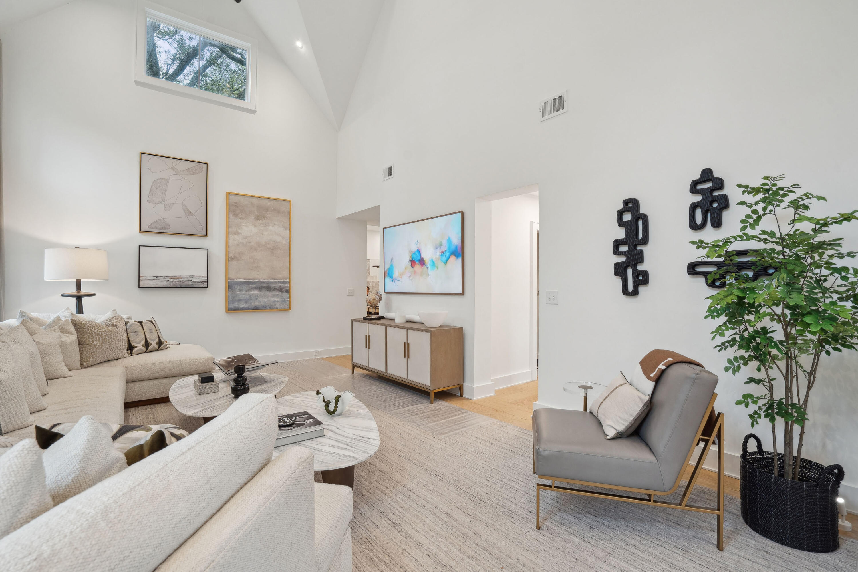 6 Beverly Road