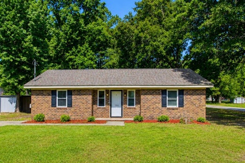 Photo of 204 Ruth Anne Drive, Summerville, SC 29483 (MLS # 26021166)