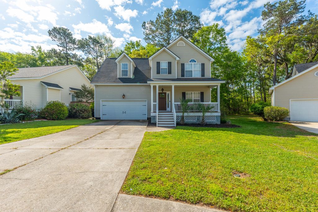 Photo of 133 Hanahan Plantation Circle, Hanahan, SC 29410 (MLS # 25010343)