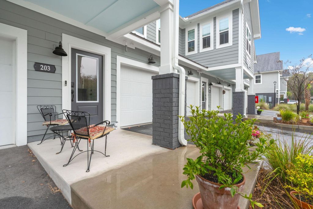 Photo of 305 Flowering Peach Ct #203, Charleston, SC 29414 (MLS # 25031446)