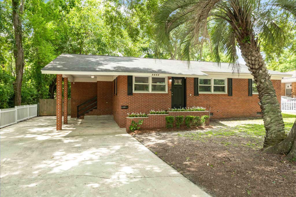 Photo of 5855 Murray Drive, Hanahan, SC 29410 (MLS # 26023117)