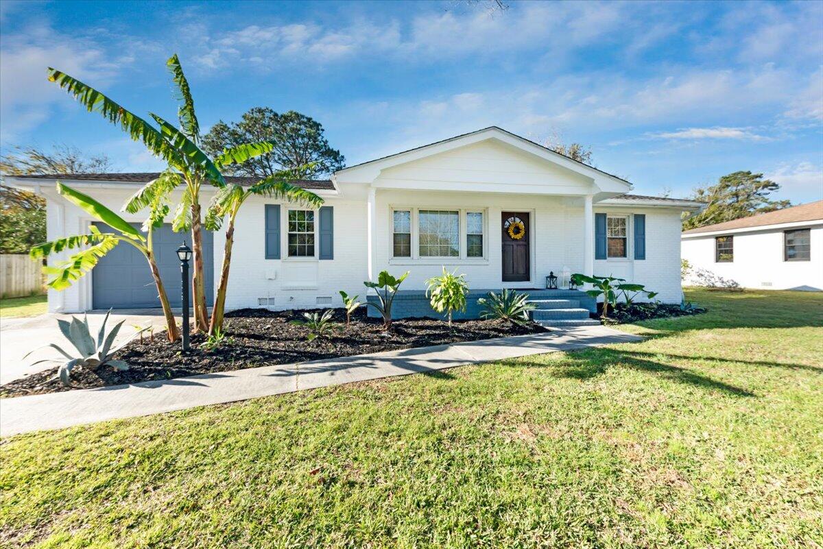 1077 Harbor View Road