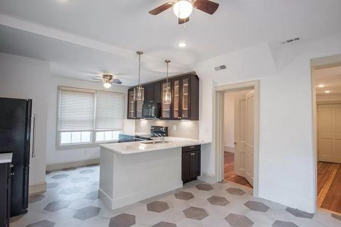 35 Society H Charleston SC 29401