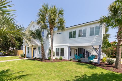 A home in Isle of Palms