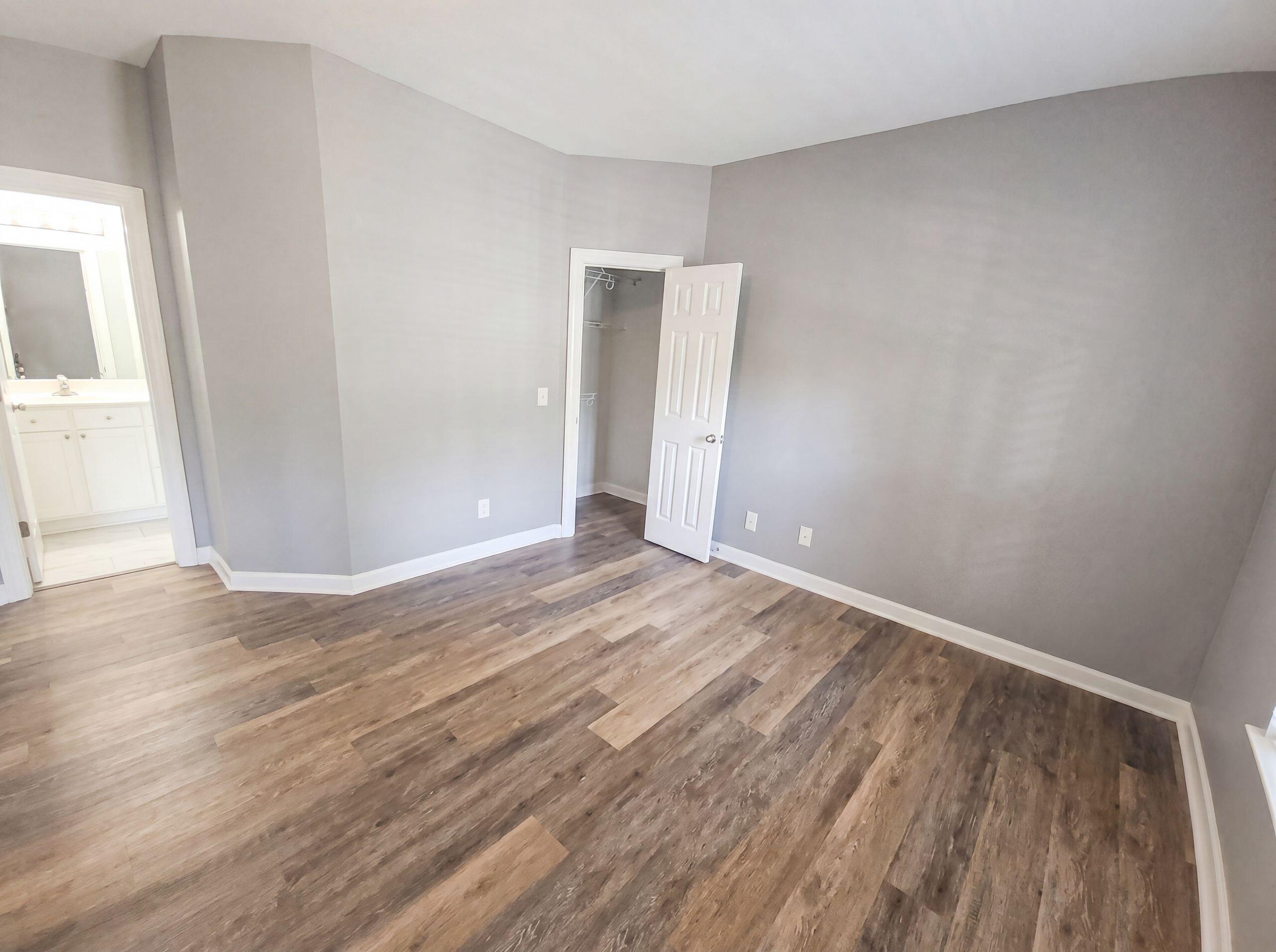 906 W Marymont Lane