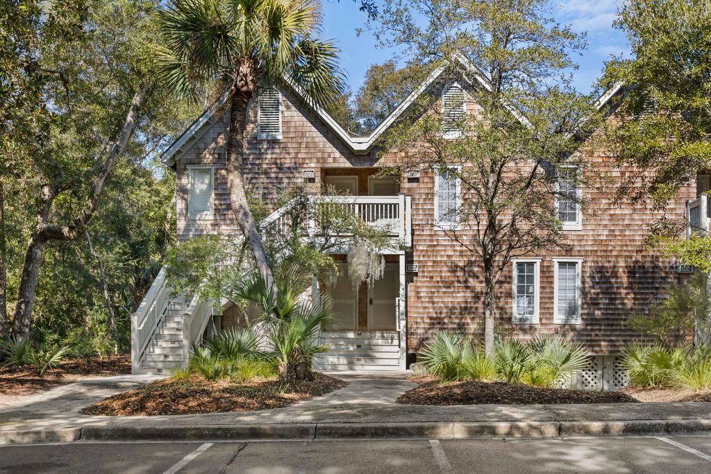 Photo of 3522 Shipwatch Road, Kiawah Island, SC 29455 (MLS # 26004352)