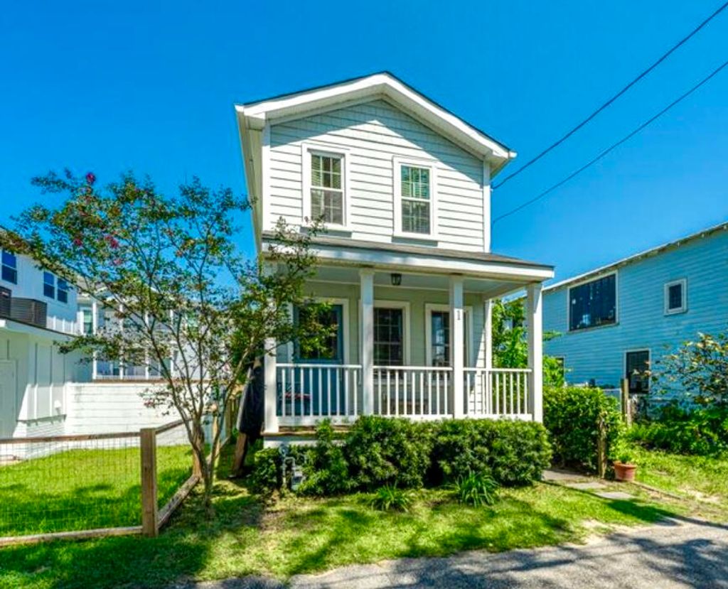 Photo of 1 Paige Court, Charleston, SC 29403 (MLS # 25022983)