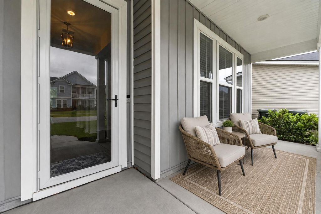Photo of 228 Bering Lane, Summerville, SC 29486 (MLS # 26014183)