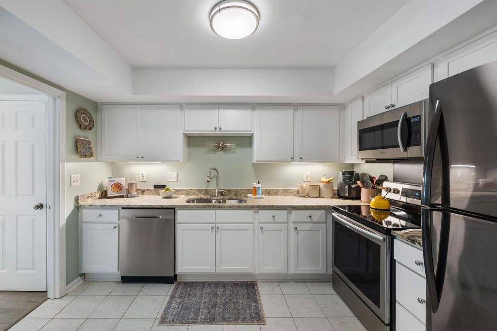 Photo of 1205 Ventura Place Pl, Mount Pleasant, SC 29464 (MLS # 25026422)