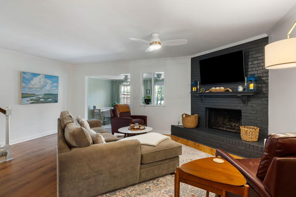Photo of 1205 Ventura Place Pl, Mount Pleasant, SC 29464 (MLS # 25026422)