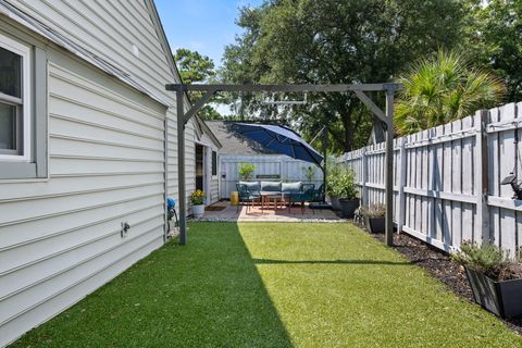 A home in Mount Pleasant