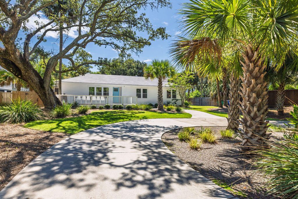 Photo of 3402 Hartnett Boulevard, Isle of Palms, SC 29451 (MLS # 25025362)