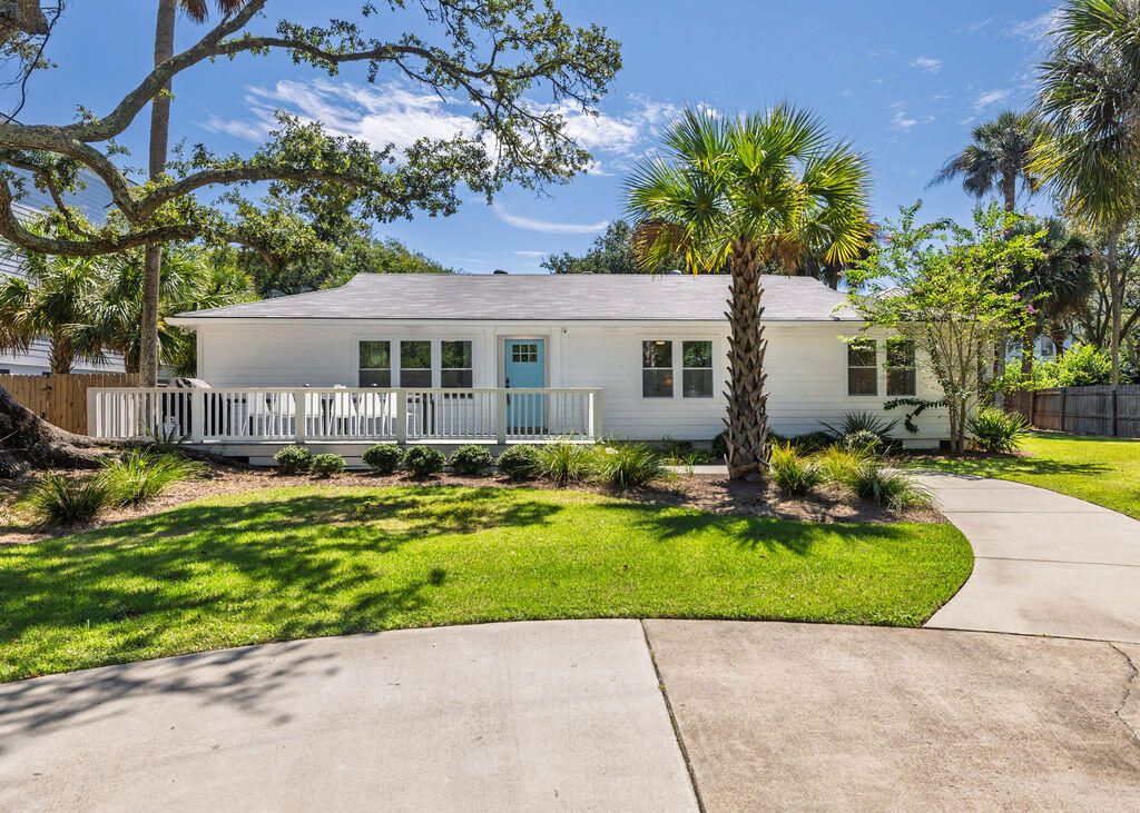Photo of 3402 Hartnett Boulevard, Isle of Palms, SC 29451 (MLS # 25025362)