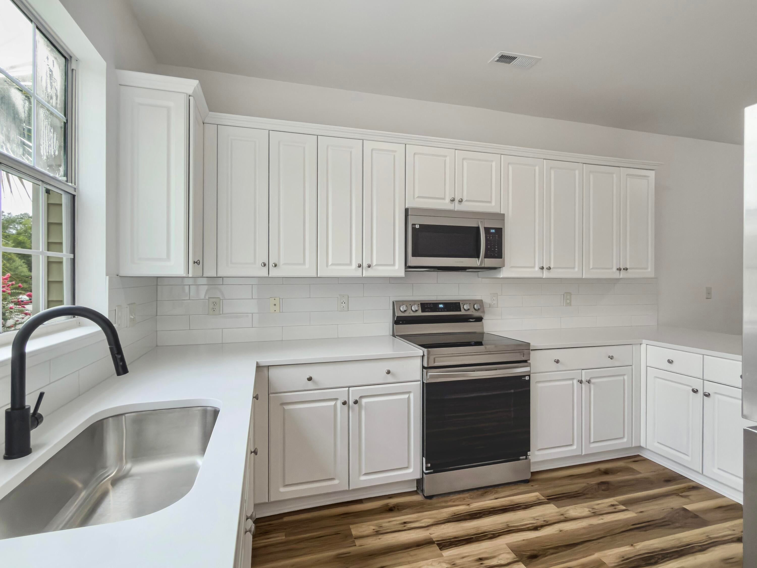 4488 Great Oak Drive Unit 10g, North Charleston, SC, 29418