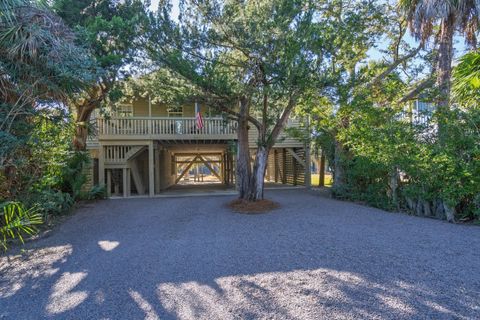 3516 Myrtle Street Edisto Beach SC 29438