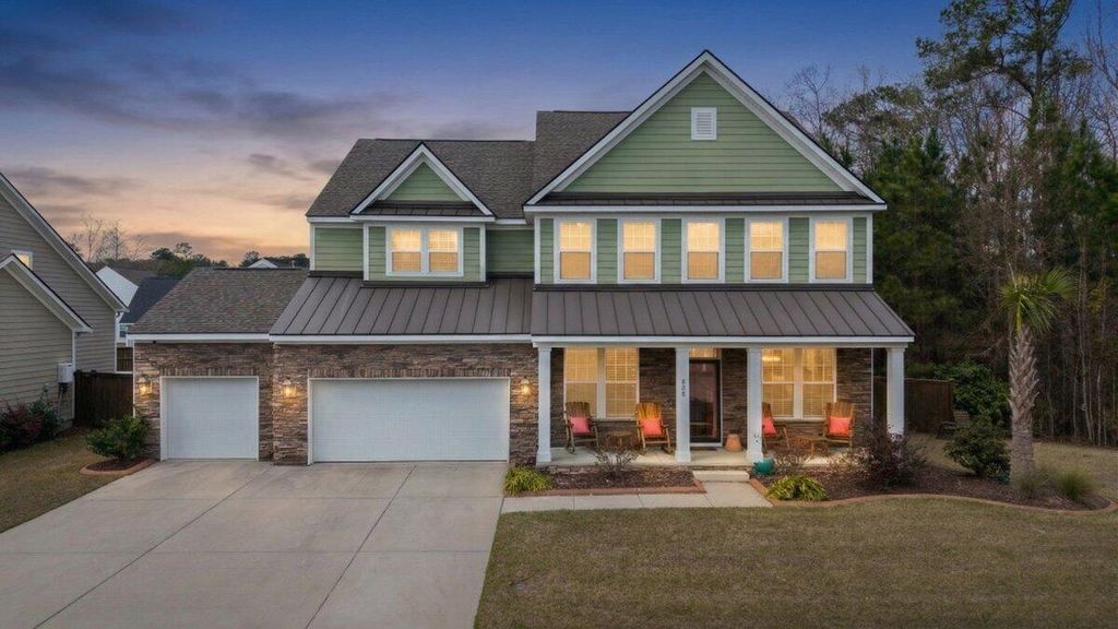 Photo of 605 S Pointe Boulevard, Summerville, SC 29483 (MLS # 26005926)