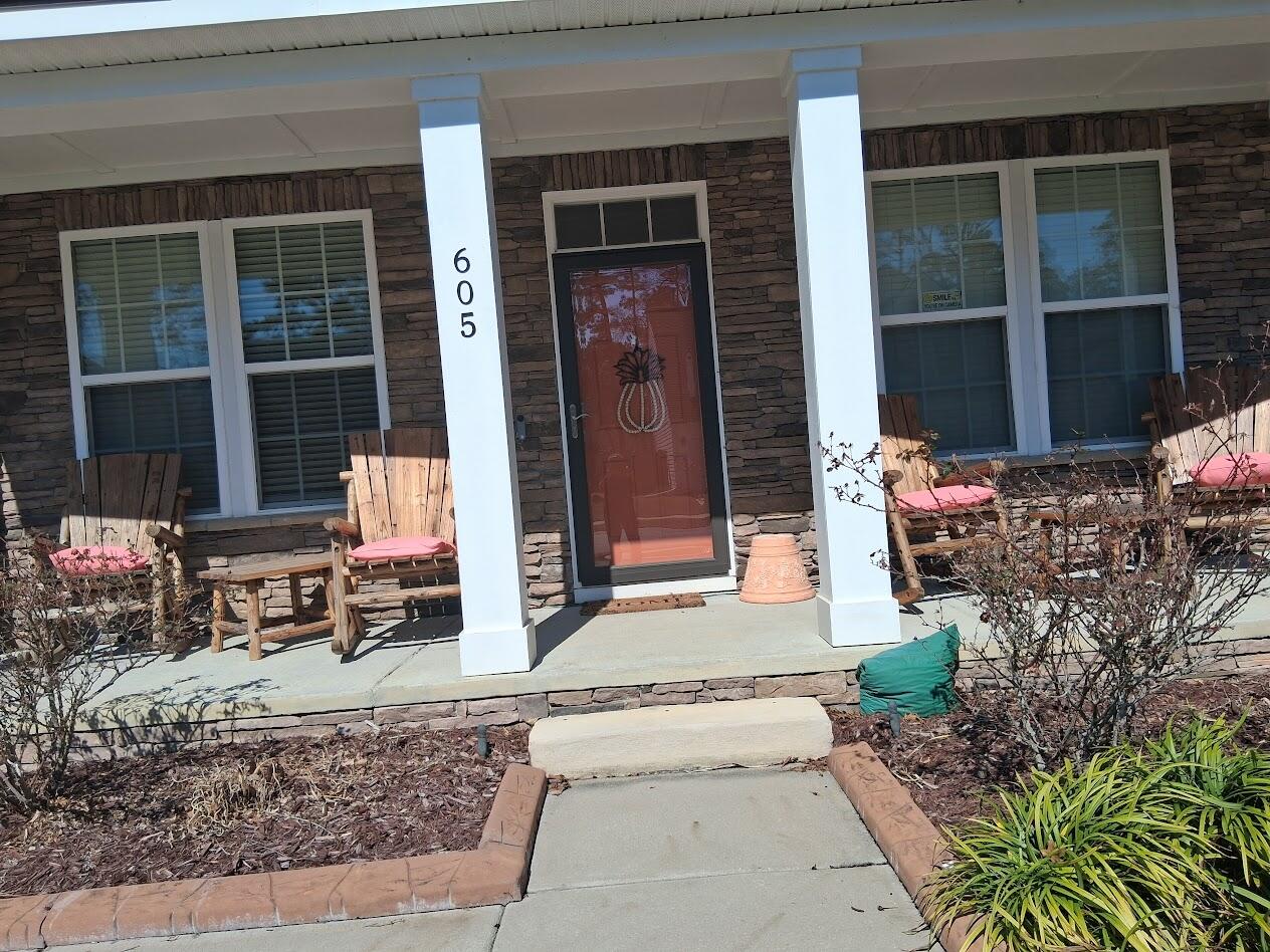 605 S Pointe Boulevard