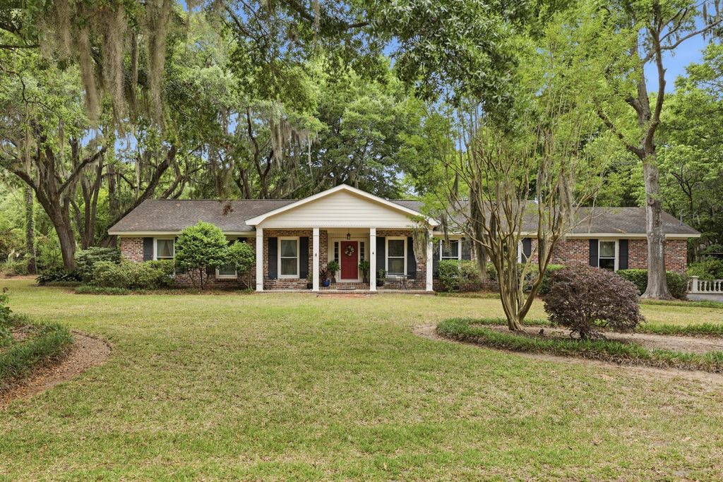 Photo of 314 Coinbow Drive, Mount Pleasant, SC 29464 (MLS # 26012303)