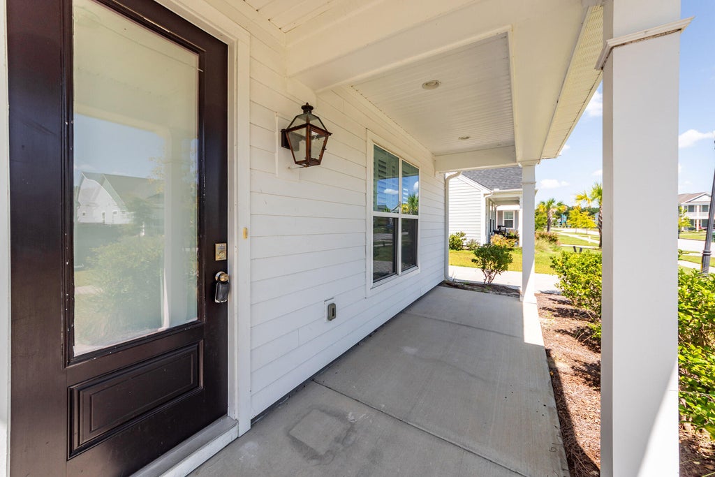 Photo of 111 Hewitt Street, Summerville, SC 29486 (MLS # 26026110)