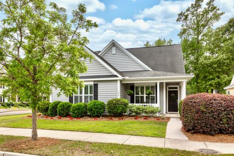Photo of 3085 Moonlight Drive, Charleston, SC 29414 (MLS # 25018648)