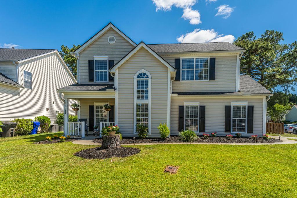 Photo of 2388 Parsonage Woods Lane, Mount Pleasant, SC 29466 (MLS # 26000055)