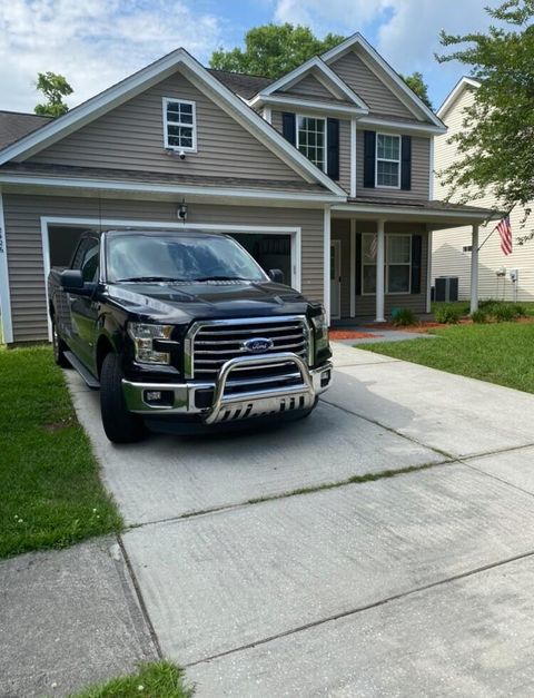 A home in North Charleston