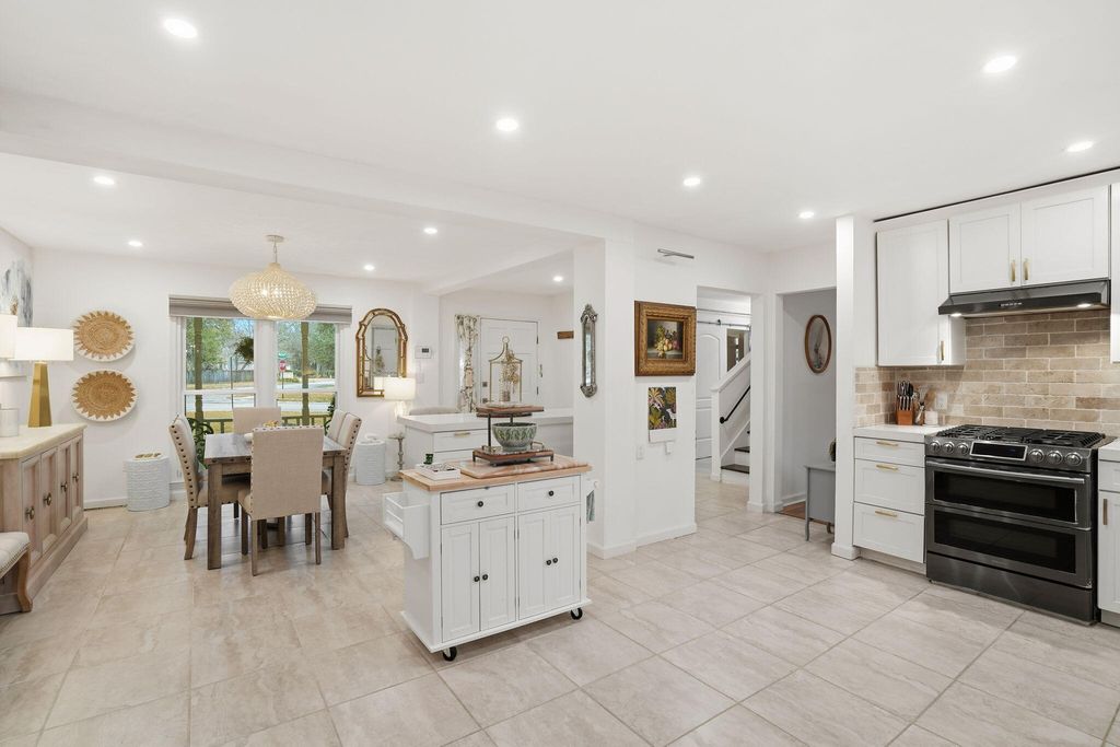 Photo of 2403 Pristine View Rd Road, Charleston, SC 29414 (MLS # 26003629)