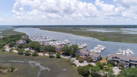 A home in Johns Island