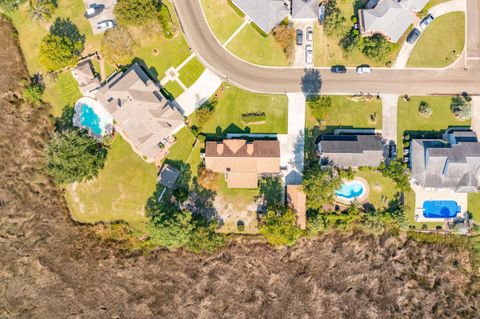 A home in North Charleston