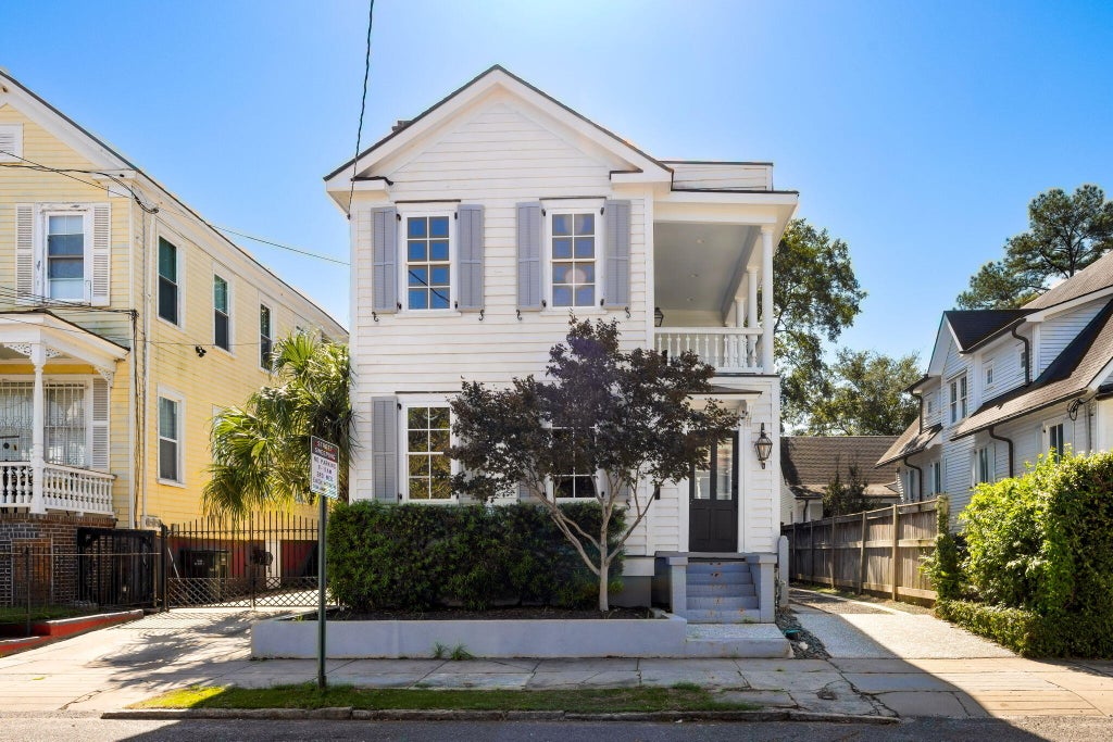 Photo of 103 Fishburne Street, Charleston, SC 29403 (MLS # 26028775)