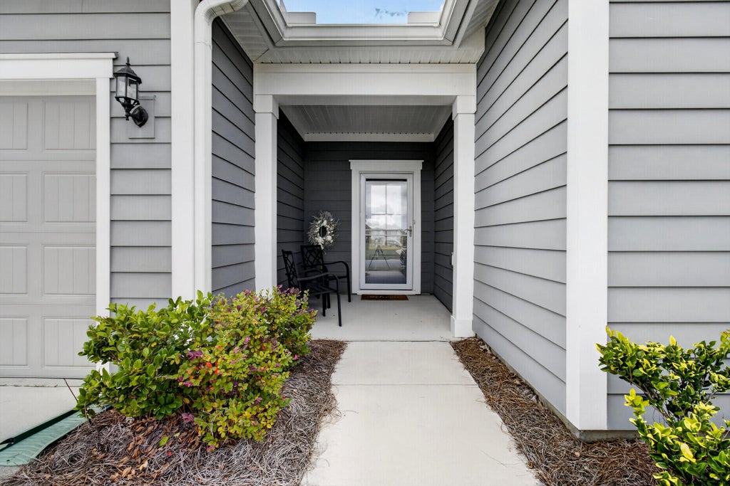 Photo of 165 Garden Gate Way, Summerville, SC 29486 (MLS # 26027681)
