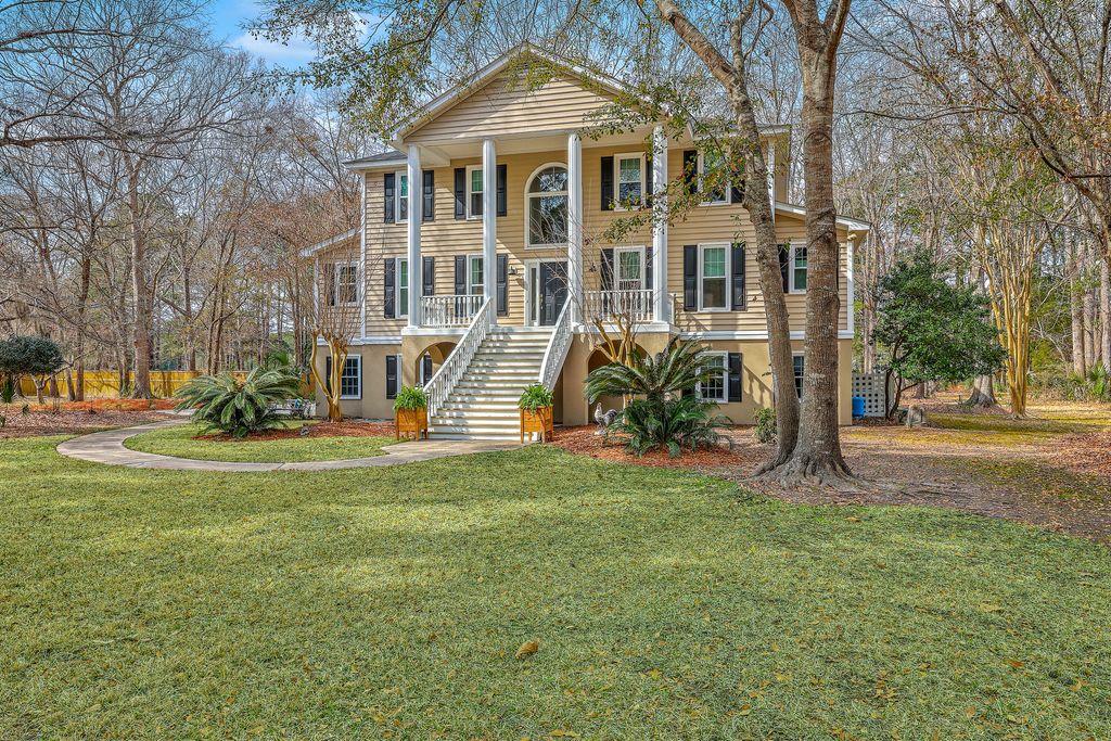 Photo of 2104 Williams Veneer Court, Mount Pleasant, SC 29466 (MLS # 26004996)