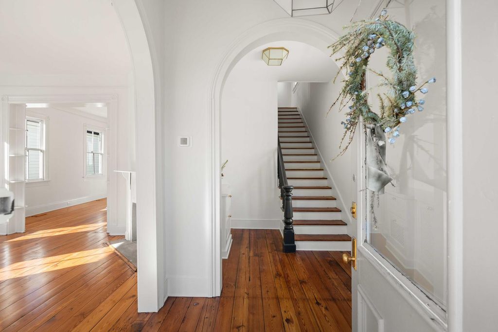 Photo of 6 Carolina Street, Charleston, SC 29403 (MLS # 25031840)