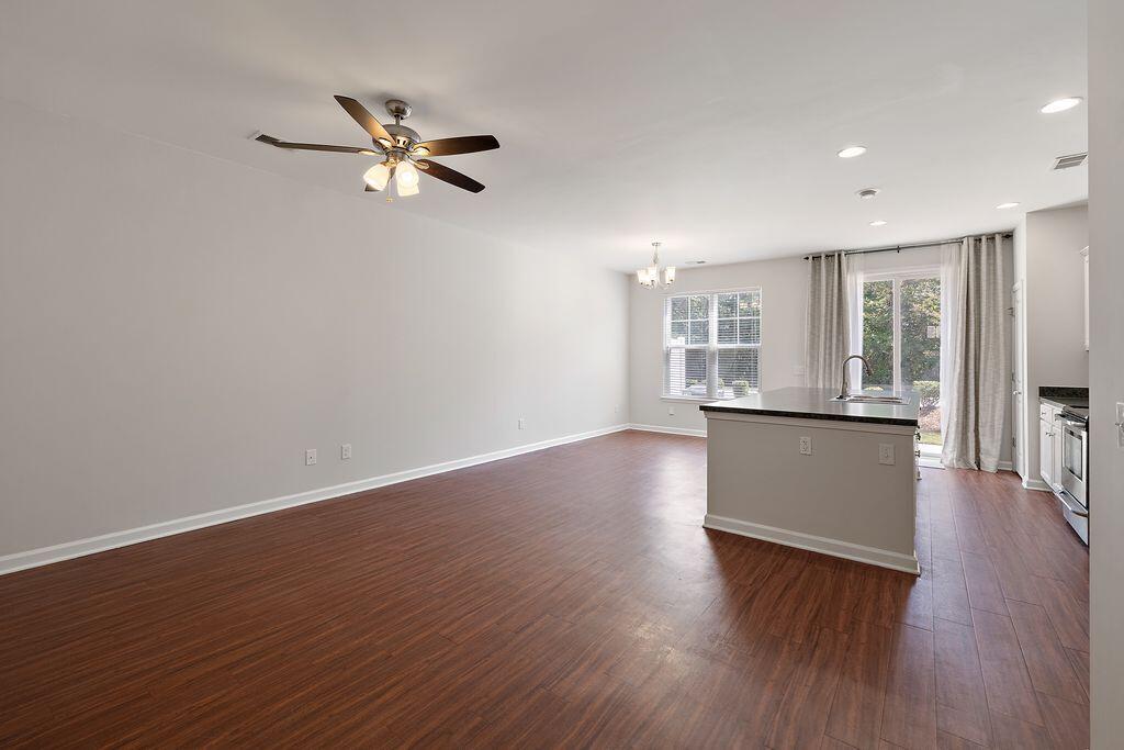 4763 Horse Drawn Way