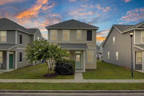 A home in North Charleston