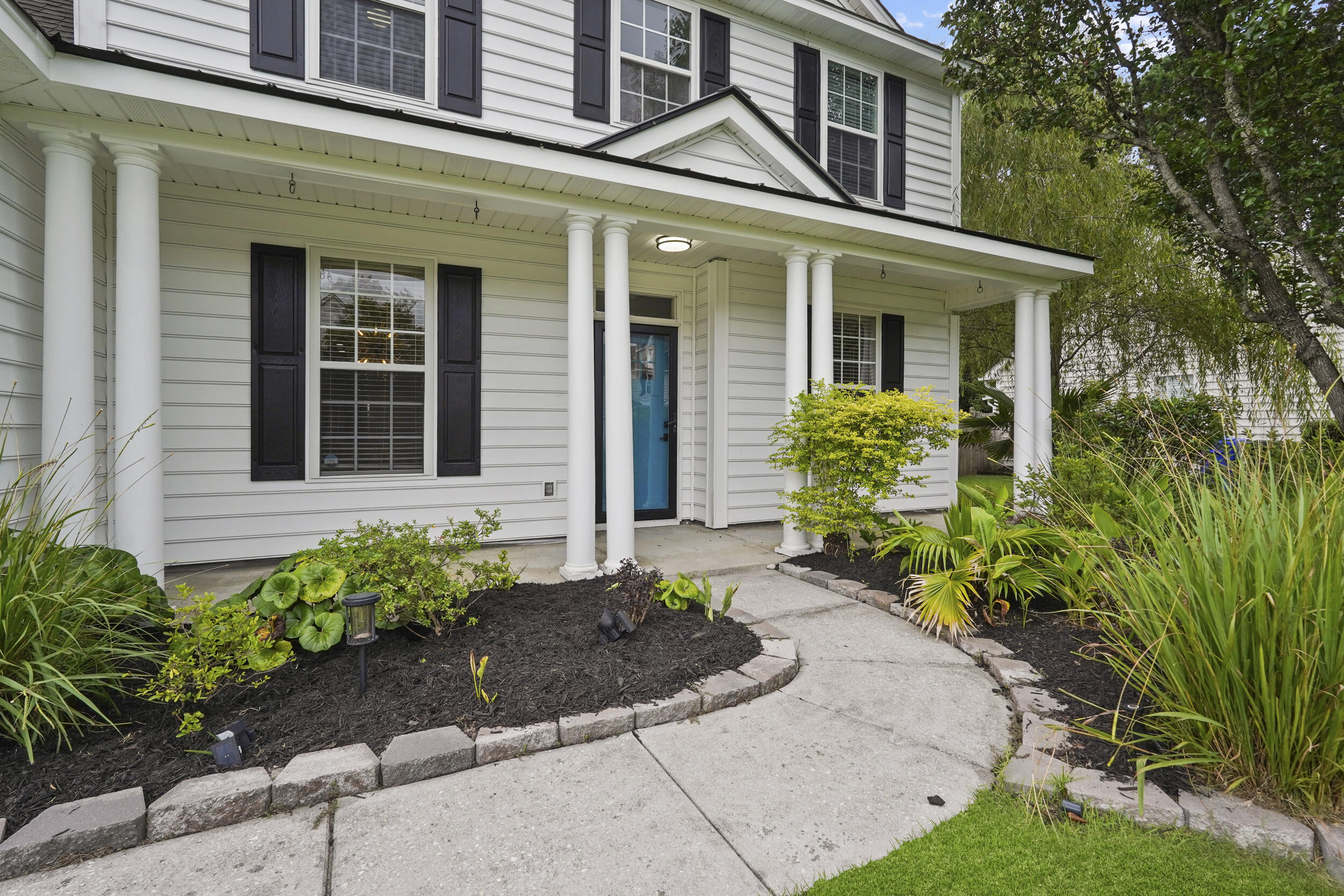 2012 Hammond Drive