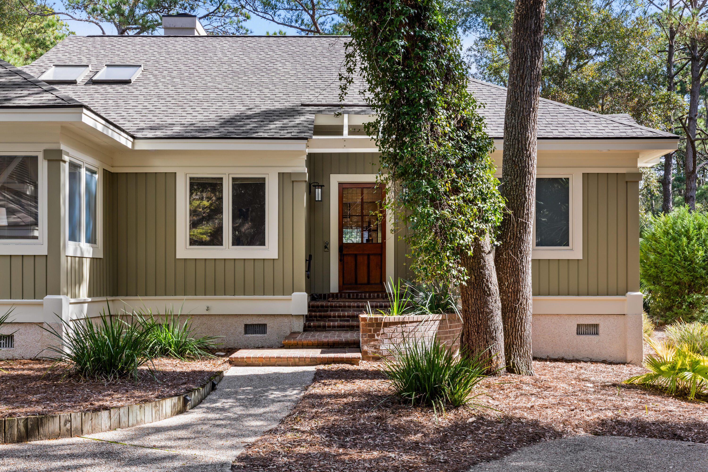 2105 Loblolly Lane